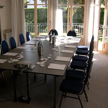 Logis Le Miramont 3*