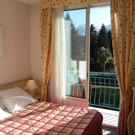 Hotel Logis Le Miramont 3*