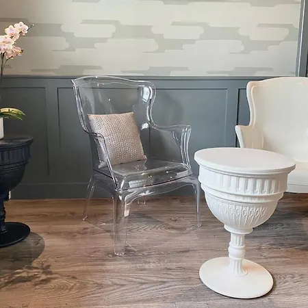 Logis Le Miramont מלון 3*